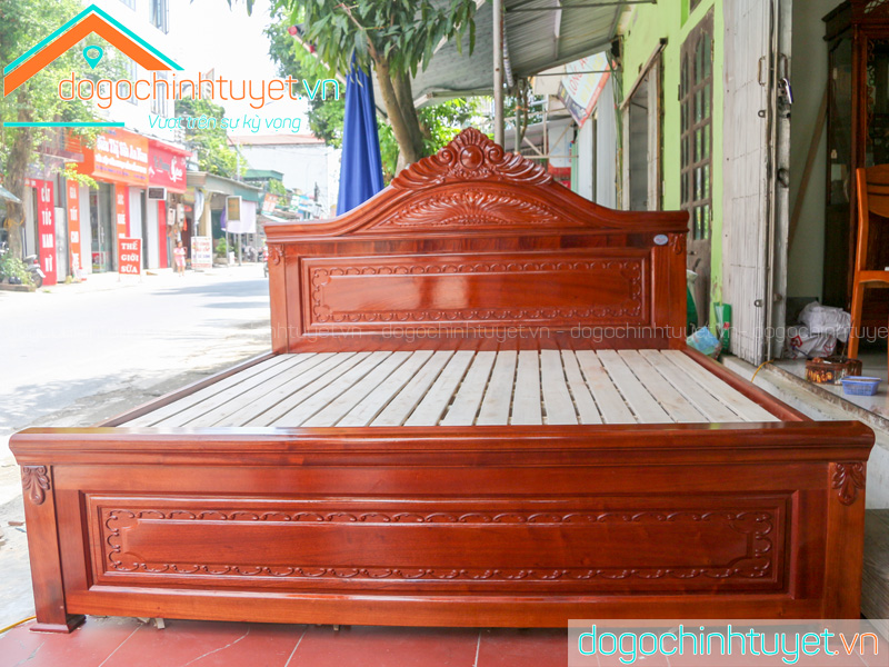 Giường gỗ lát Nam Phi